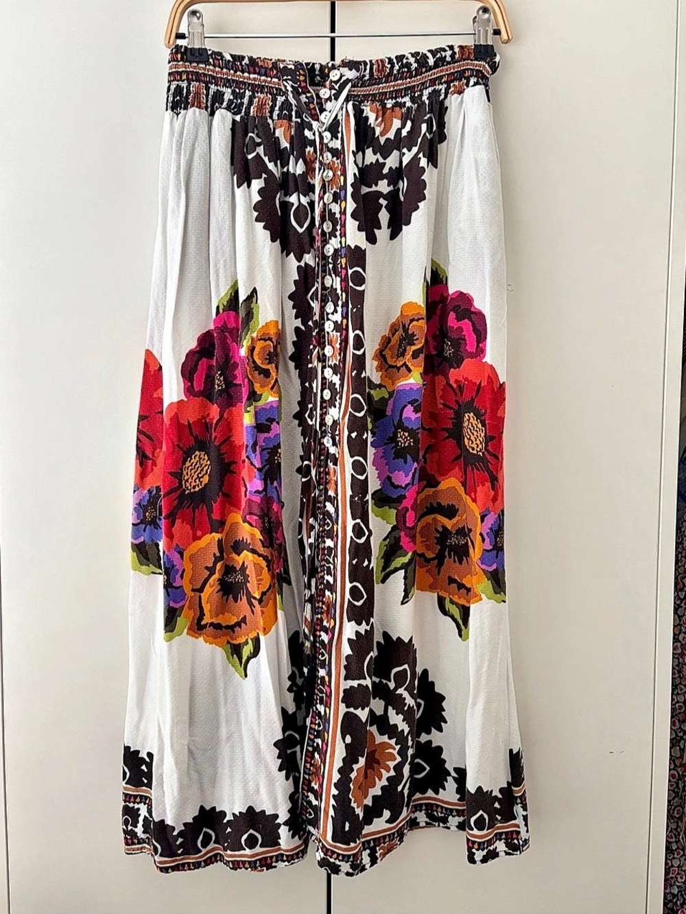 RACHEL ZOE Floral Maxi Skirt in White & Multicolor Size Large Like New